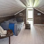 4 Bedroom Pet Friendly In * Eggedal